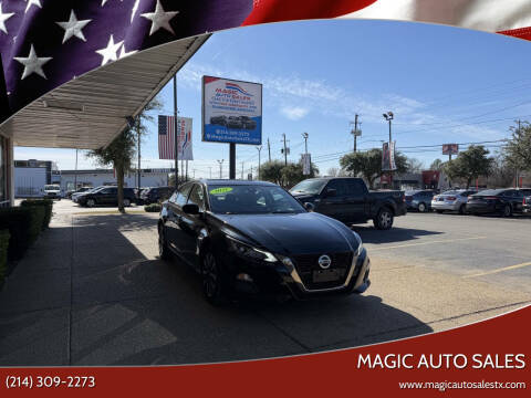 2021 Nissan Altima 2.5 SR FWD photo