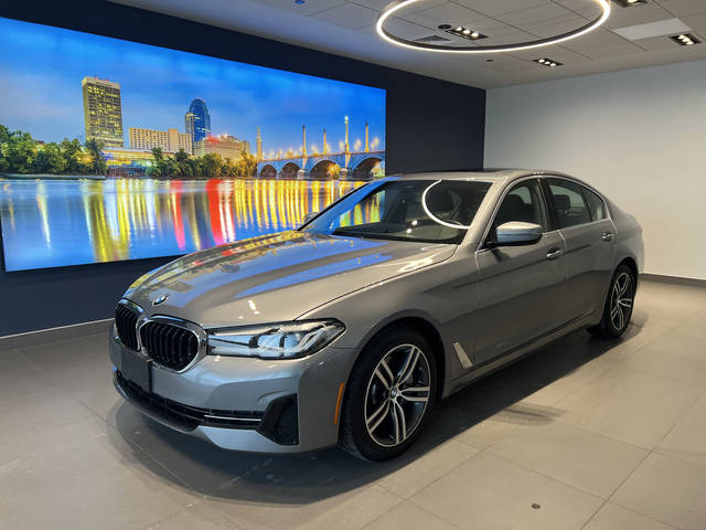 2023 BMW 5 Series 530i xDrive AWD photo