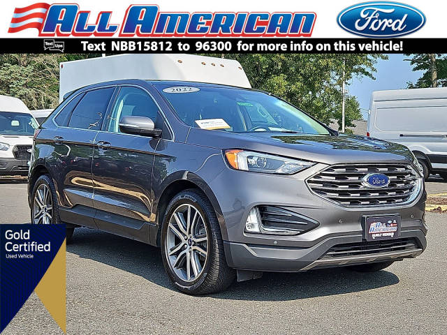 2022 Ford Edge Titanium AWD photo