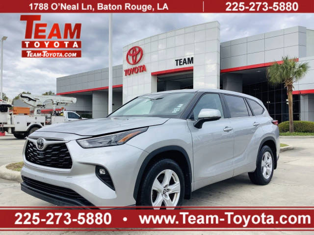 2023 Toyota Highlander LE FWD photo