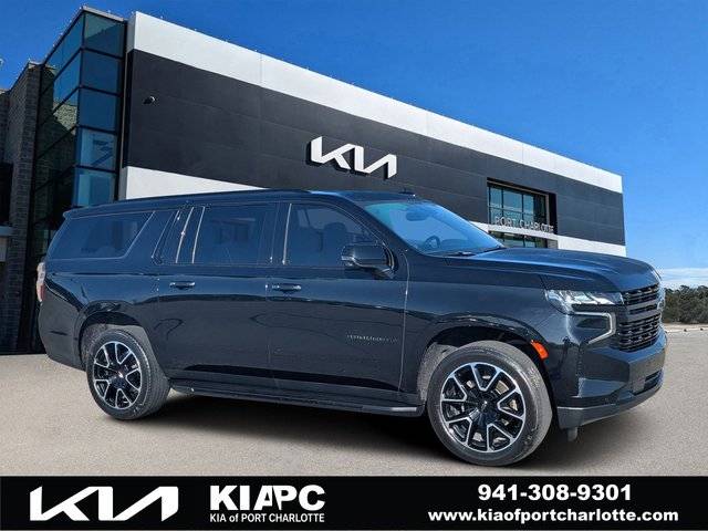 2023 Chevrolet Suburban RST 4WD photo