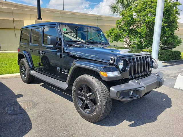 2023 Jeep Wrangler Unlimited Sahara Altitude 4WD photo