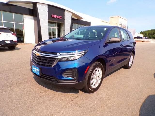 2023 Chevrolet Equinox LS AWD photo
