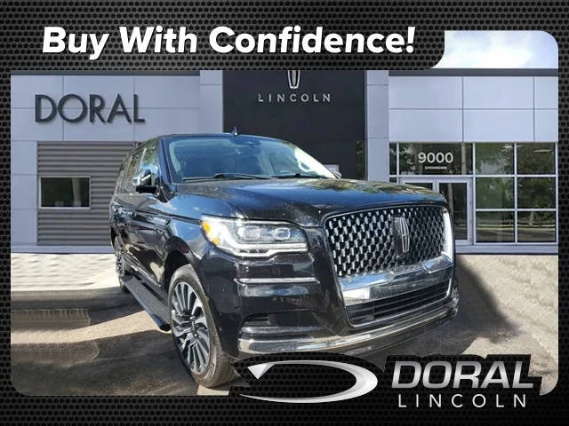 2023 Lincoln Navigator Black Label 4WD photo