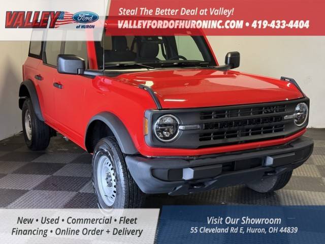 2023 Ford Bronco 4 Door Base 4WD photo