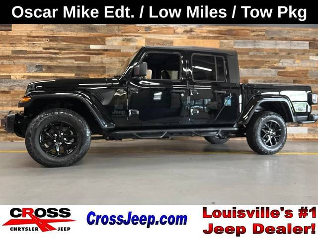 2023 Jeep Gladiator Freedom 4WD photo