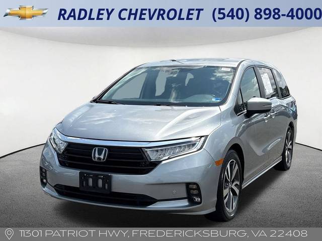 2023 Honda Odyssey Touring FWD photo