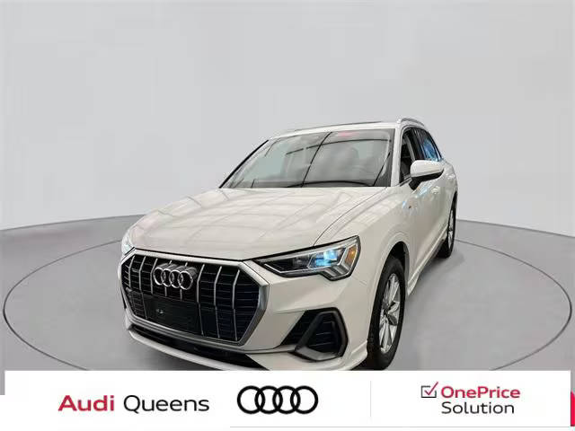 2023 Audi Q3 S line Premium AWD photo