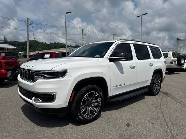 2023 Jeep Wagoneer 4WD photo