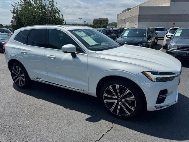 2023 Volvo XC60 Ultimate Bright Theme AWD photo