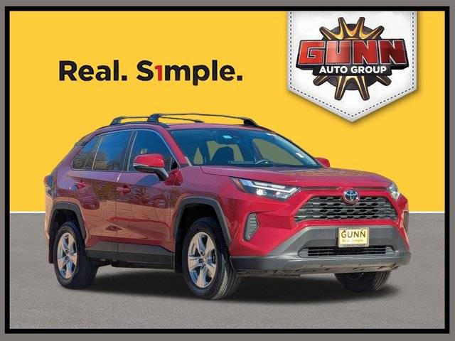 2023 Toyota RAV4 XLE FWD photo