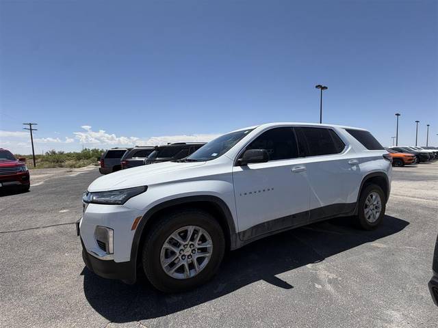 2023 Chevrolet Traverse LS FWD photo