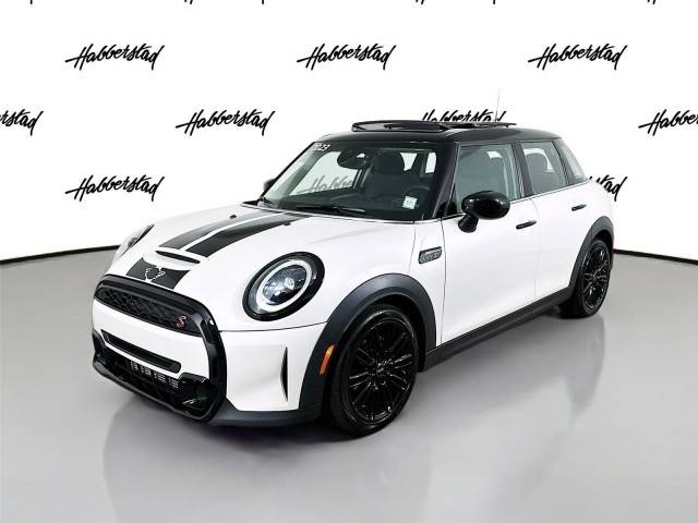 2023 MINI Hardtop 4 Door Cooper S FWD photo