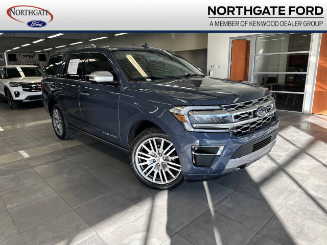 2022 Ford Expedition Platinum 4WD photo