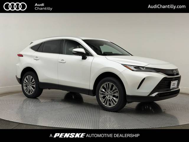 2023 Toyota Venza XLE AWD photo
