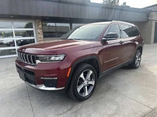 2023 Jeep Grand Cherokee L Limited 4WD photo