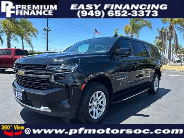2021 Chevrolet Suburban LT 4WD photo