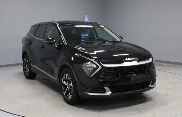 2023 Kia Sportage EX FWD photo