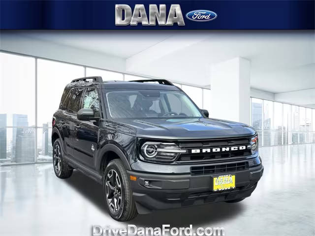 2022 Ford Bronco Sport Outer Banks 4WD photo