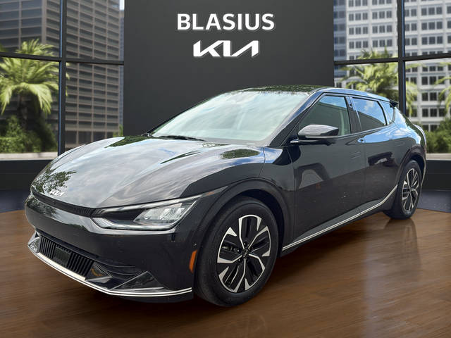 2023 Kia EV6 Wind RWD photo
