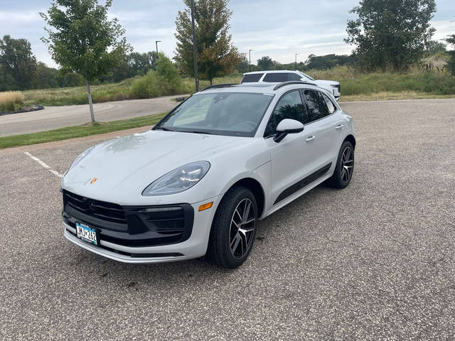 2023 Porsche Macan T AWD photo