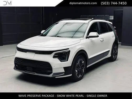2023 Kia Niro Wave FWD photo