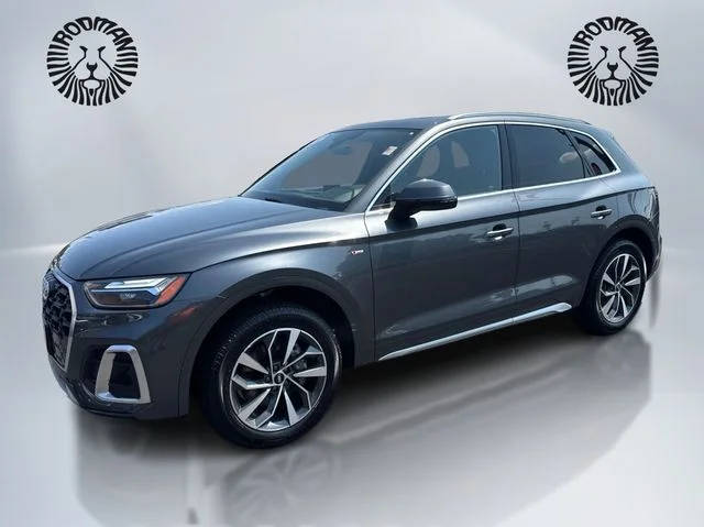 2022 Audi Q5 S line Premium Plus AWD photo