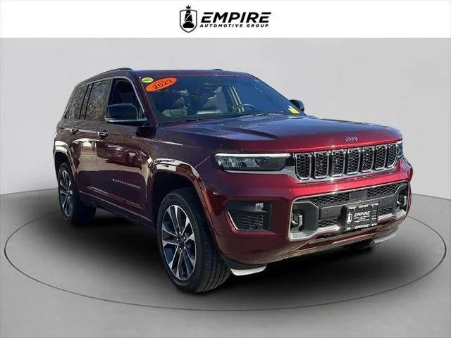 2023 Jeep Grand Cherokee Overland 4WD photo