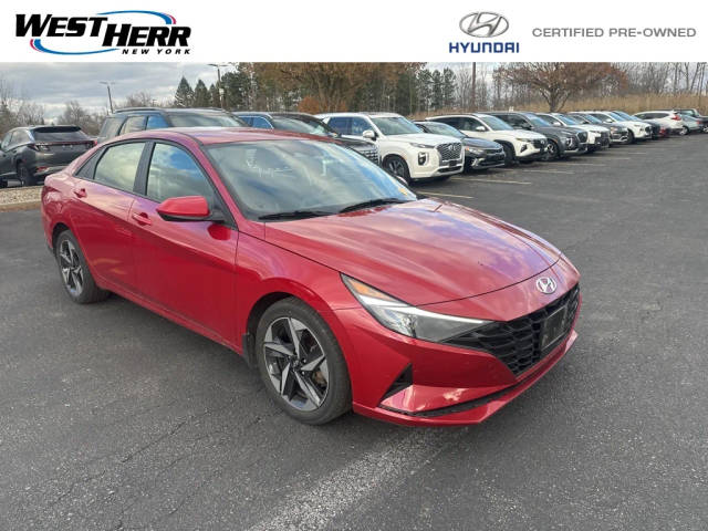2023 Hyundai Elantra SEL FWD photo