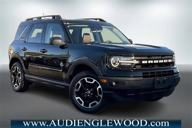 2022 Ford Bronco Sport Outer Banks 4WD photo