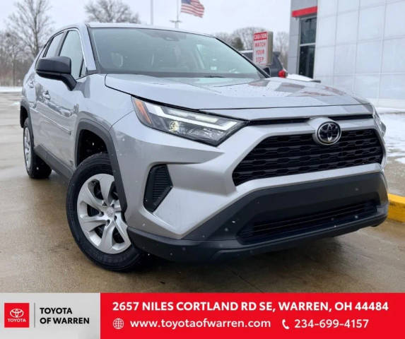 2023 Toyota RAV4 LE FWD photo