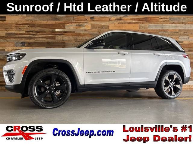 2023 Jeep Grand Cherokee Altitude 4WD photo
