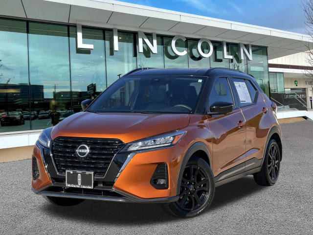 2023 Nissan Kicks SR FWD photo