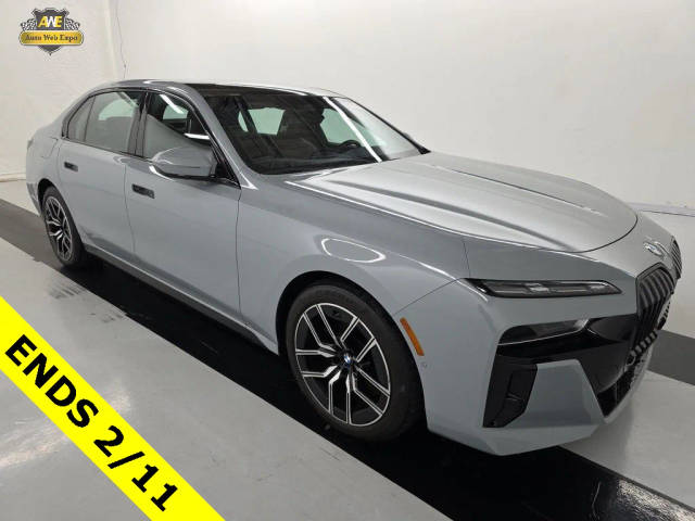 2023 BMW 7 Series 740i RWD photo