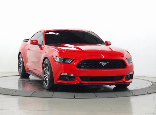 2016 Ford Mustang EcoBoost RWD photo