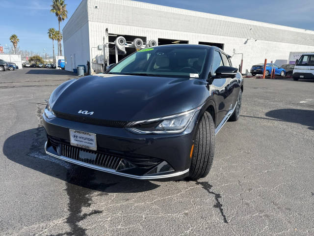 2023 Kia EV6 Wind RWD photo