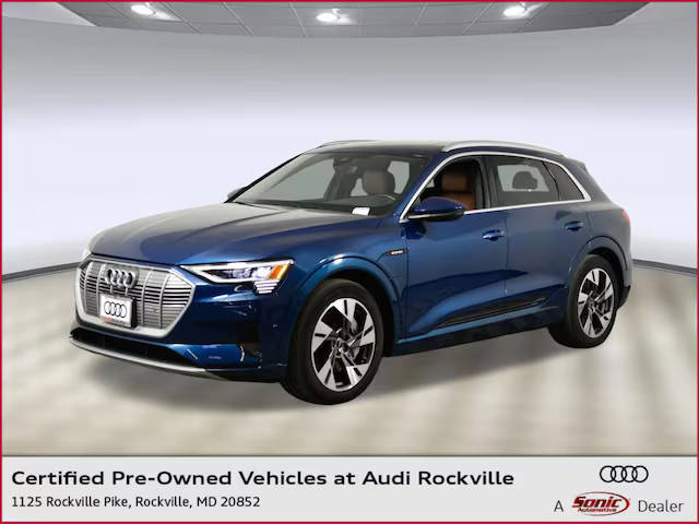 2023 Audi e-tron Premium Plus AWD photo
