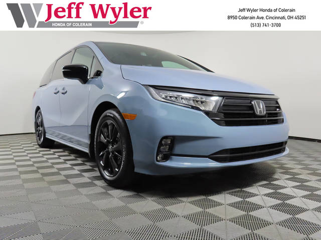 2023 Honda Odyssey Sport FWD photo