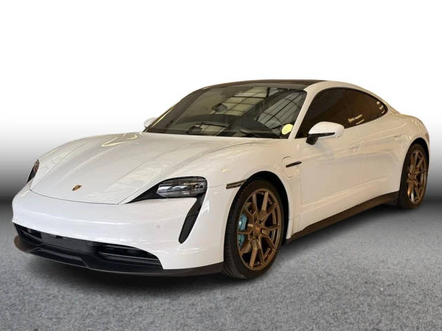 2023 Porsche Taycan RWD photo