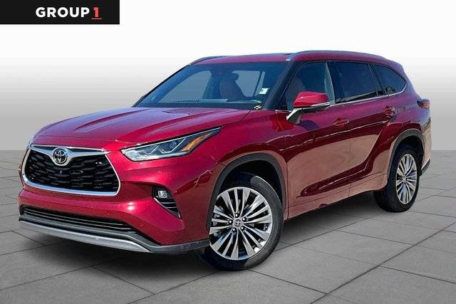 2023 Toyota Highlander Platinum FWD photo