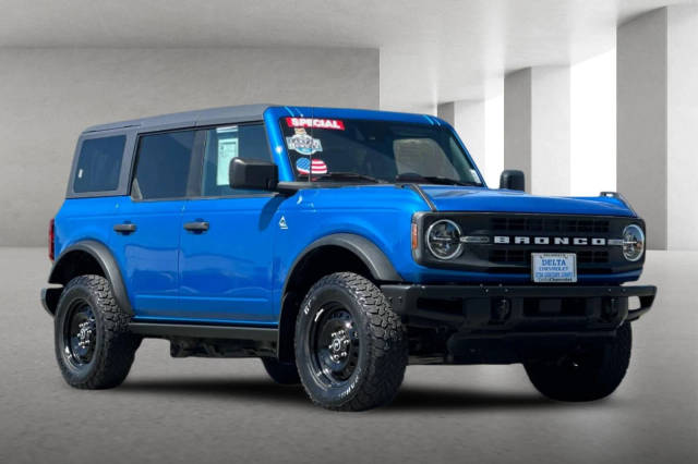 2022 Ford Bronco 4 Door Black Diamond 4WD photo