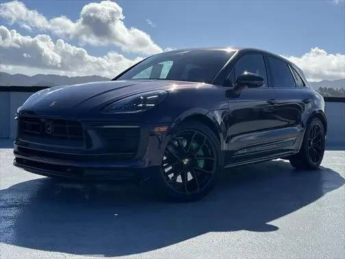 2023 Porsche Macan GTS AWD photo