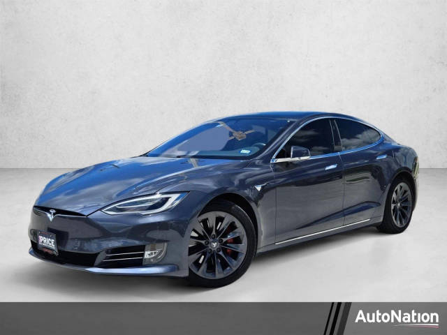 2020 Tesla Model S Long Range AWD photo