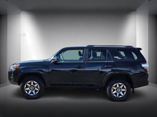 2022 Toyota 4Runner TRD Off Road 4WD photo