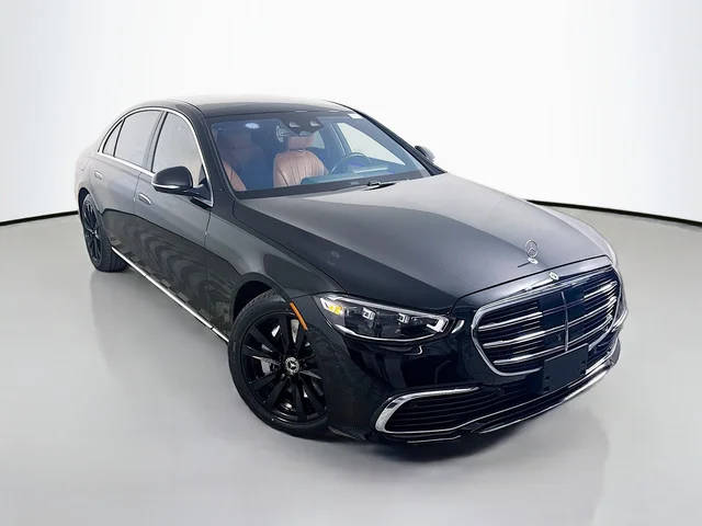 2023 Mercedes-Benz S-Class S 500 AWD photo
