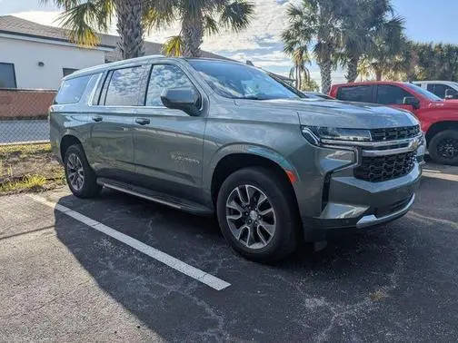 2023 Chevrolet Suburban LS 4WD photo
