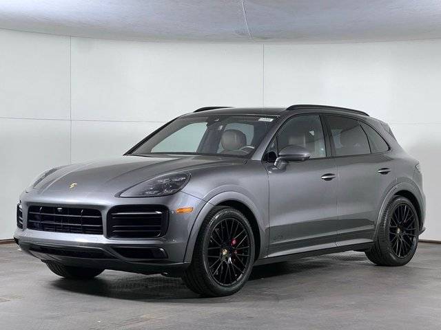 2023 Porsche Cayenne GTS AWD photo