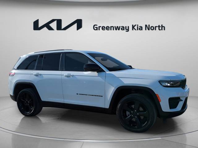 2023 Jeep Grand Cherokee Altitude 4WD photo