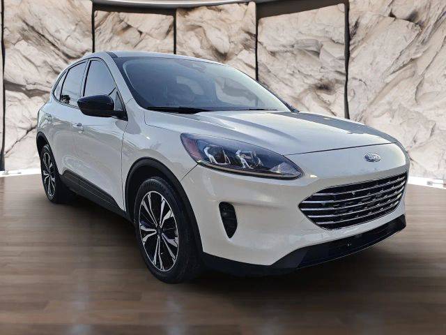 2022 Ford Escape SE FWD photo