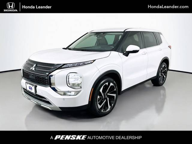 2023 Mitsubishi Outlander SE FWD photo